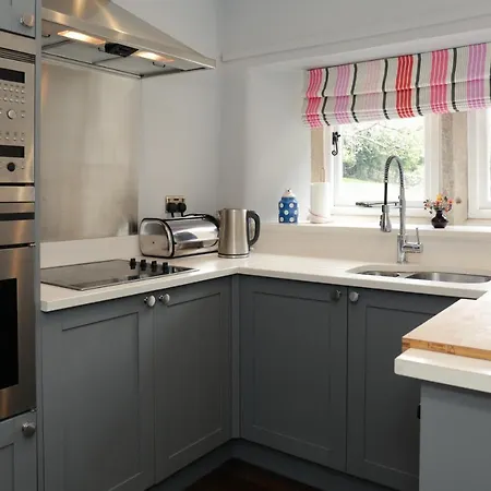 Holiday home The Old Cooling House Summer Bridge